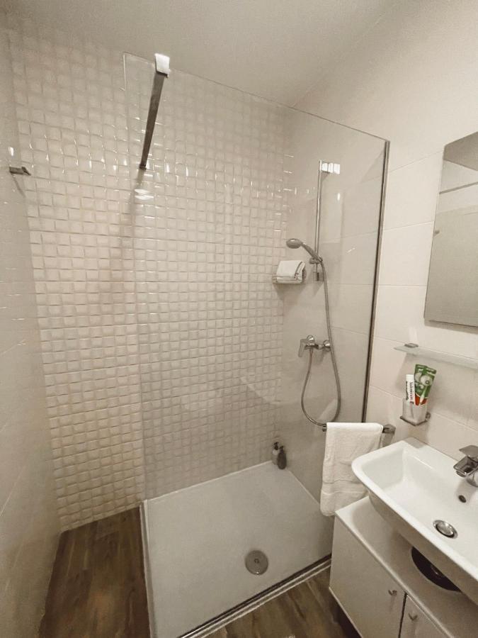 Aura City Apartment Podgorica Extérieur photo